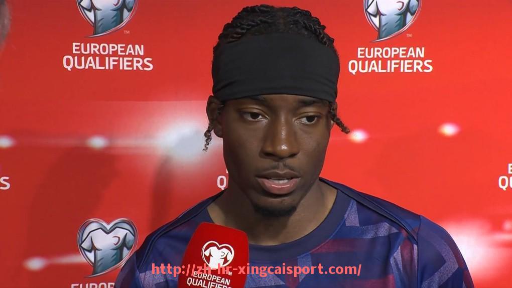 杏彩体育-世俱杯比赛场地转换效率分析与优化方案探讨